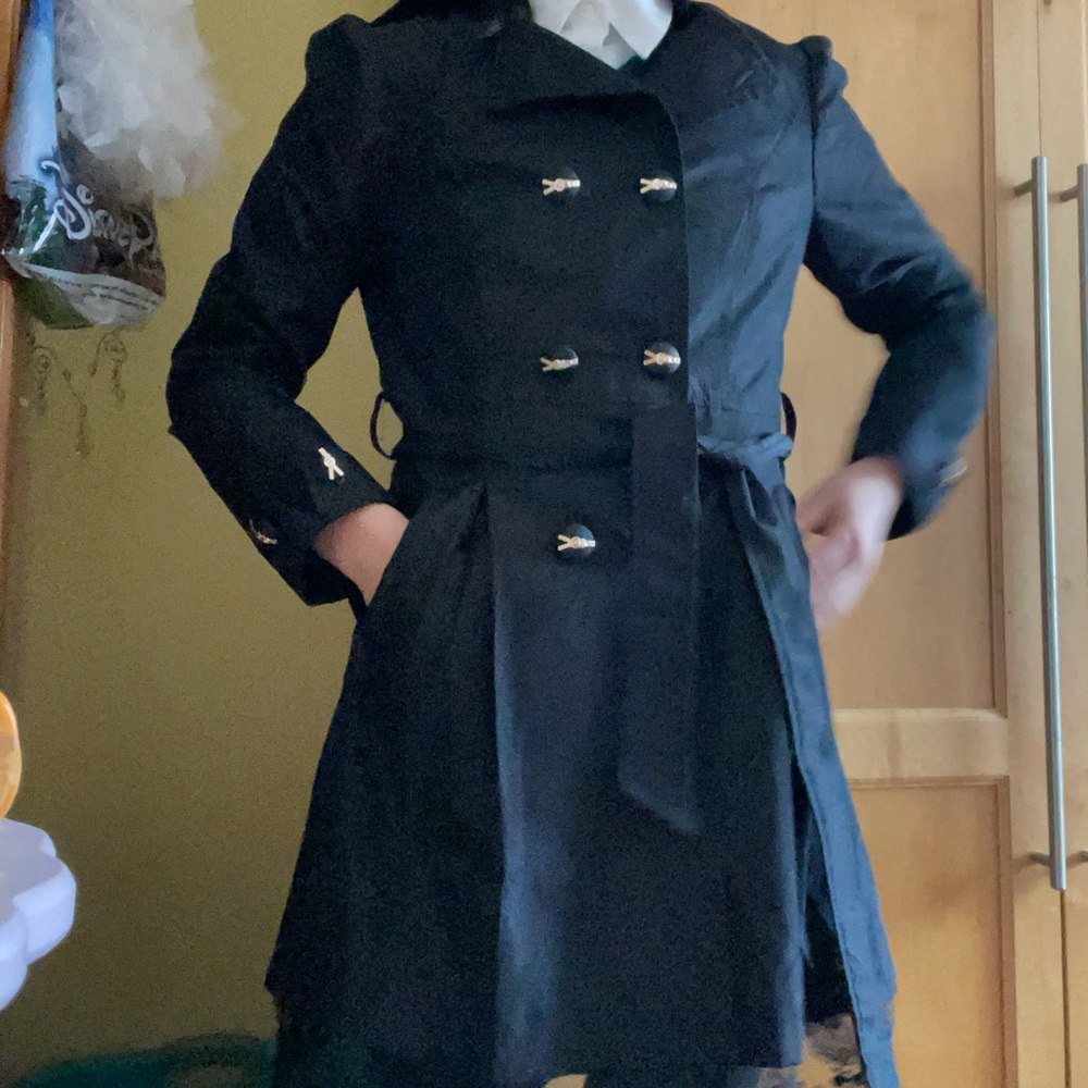 Black Trenchcoat!